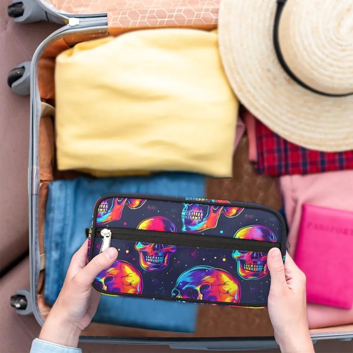 Travel Toiletry Bag for Women Men Colorful Skulls Hanging Cosmetic Bag Waterproof Makeup Bag for Shaving Makeup Toothbrush & Travel Essentials
