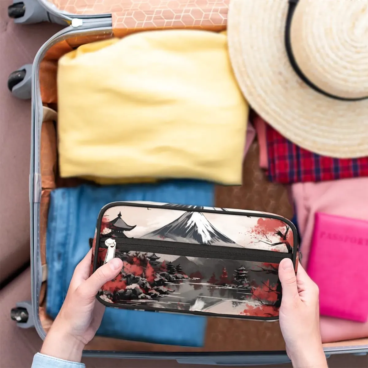 Travel Toiletry Bag for Women Men Ethnic Landscape Hanging Cosmetic Bag Waterproof Makeup Bag for Shaving Makeup Toothbrush & Travel Essentials