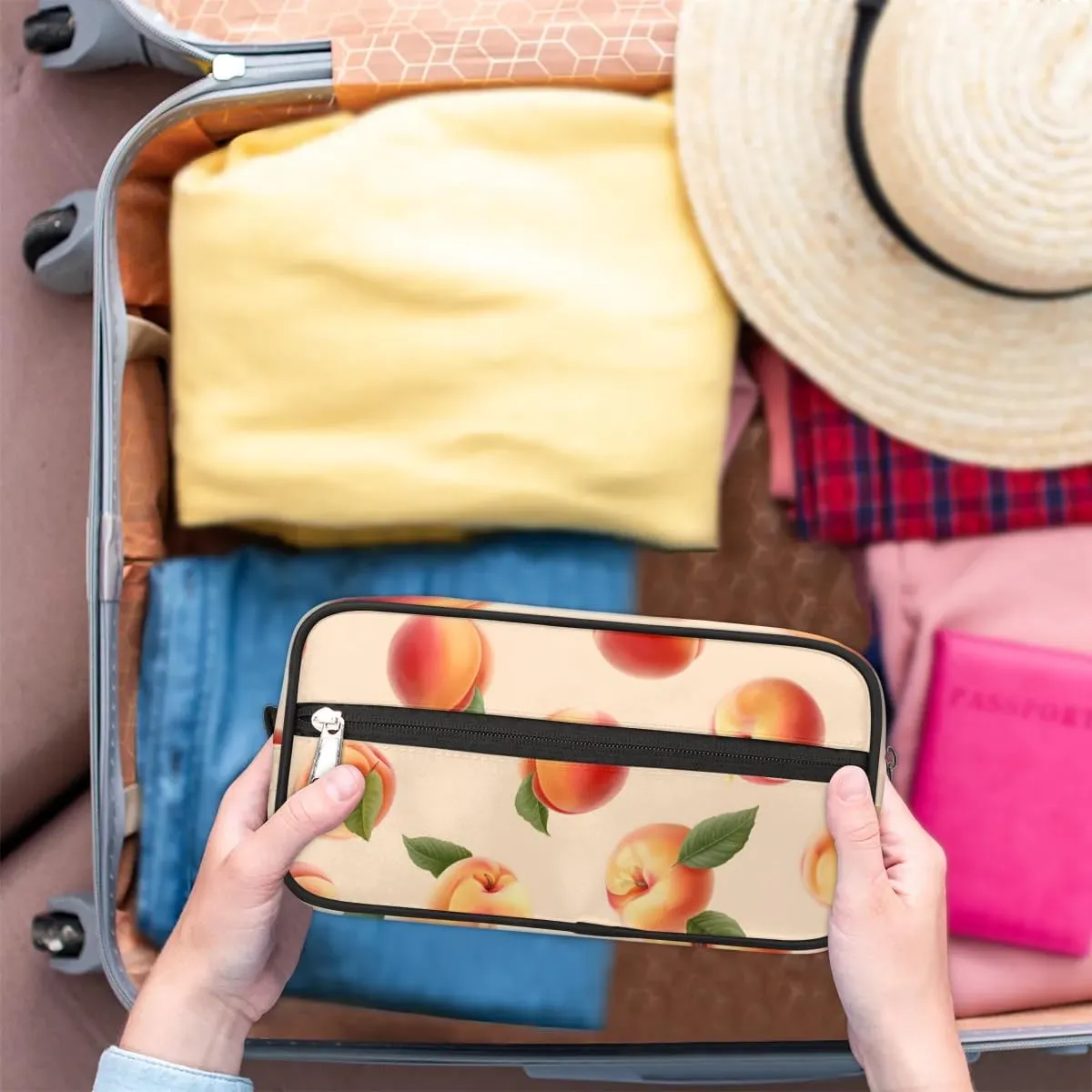 Travel Toiletry Bag for Women Men Peaches Hanging Cosmetic Bag Waterproof Makeup Bag for Shaving Makeup Toothbrush & Travel Essentials