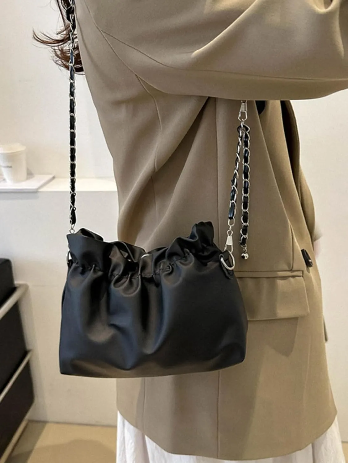 Women's Pearl Bucket Bags Underarm Purse Clutch Y2K Shoulder Handbags Crossbody Bags With Chain